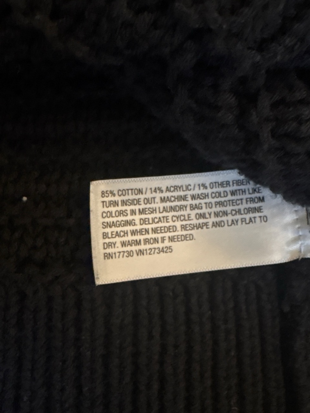 Universal threads sweater - Picture 4 of 4
